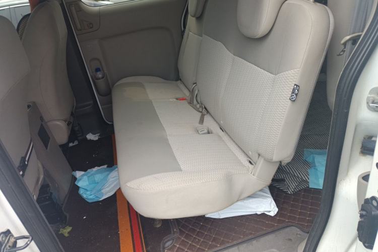 Used Nissan NV200 2014 1.6L CVT Luxury Model China IV Standard Left Rear Seat