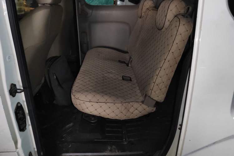 Used Nissan NV200 2014 1.6L Manual Luxury Model China IV Standard Left Rear Seat