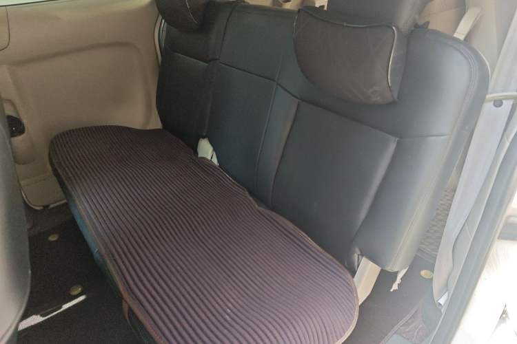 Used Nissan NV200 2014 1.6L Manual Luxury Model China V Standard Left Rear Seat