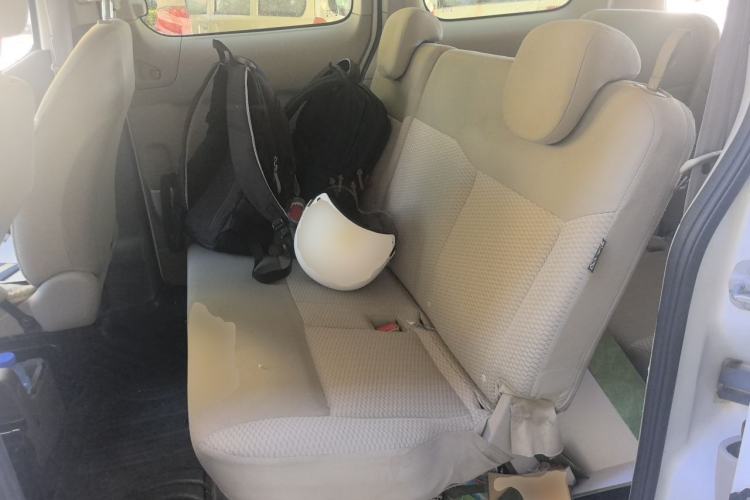 Used Nissan NV200 2014 1.6L CVT Luxury Model China V Standard Left Rear Seat