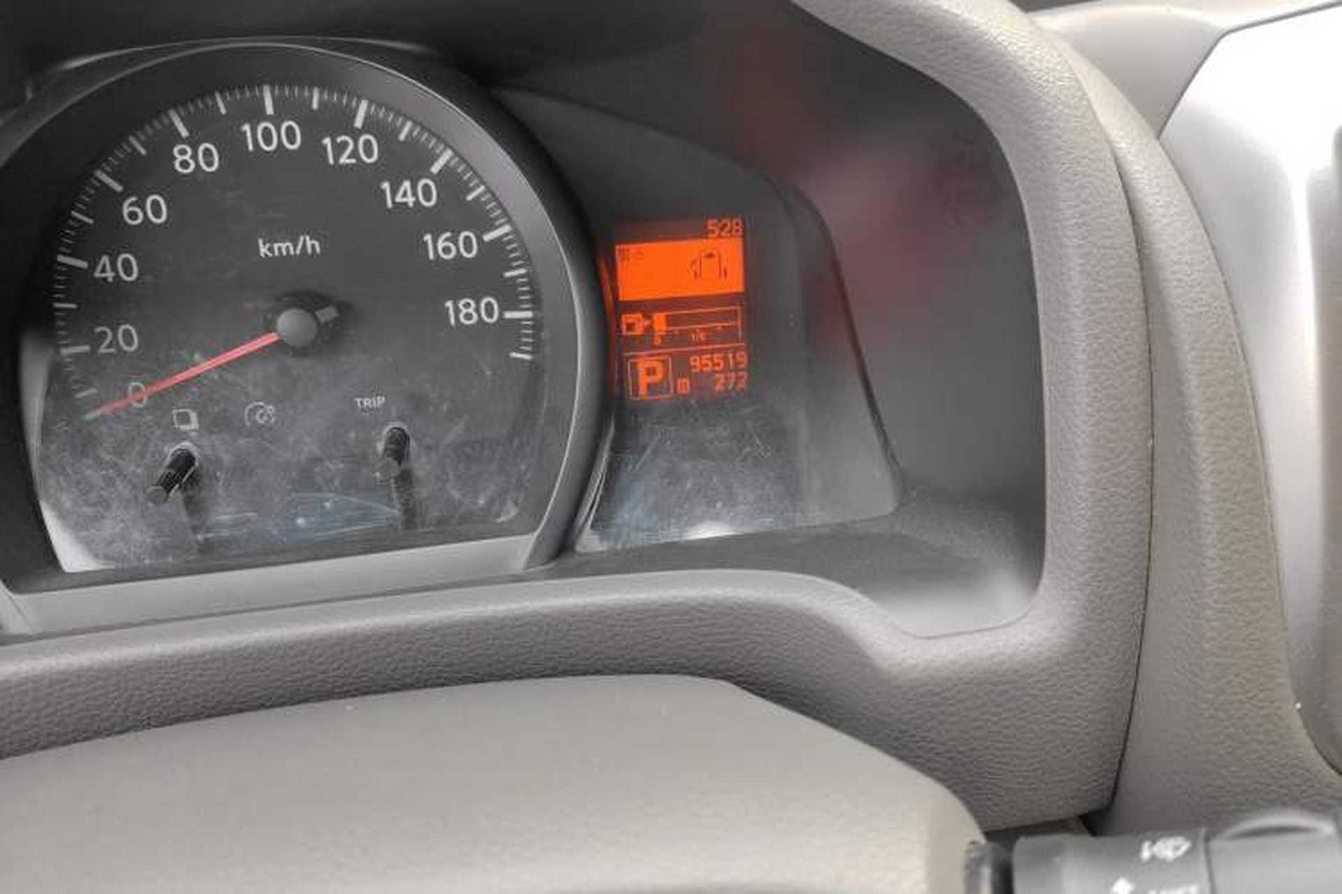 Used Nissan NV200 2014 1.6L CVT Luxury Model China IV Standard Odometer Close Up
