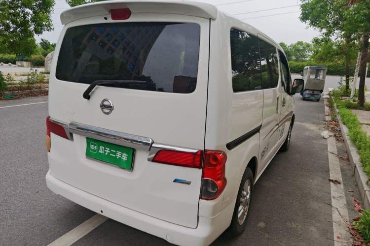Used Nissan NV200 2014 1.6L CVT Zunya Model China IV Standard Rear Right 45 Deg