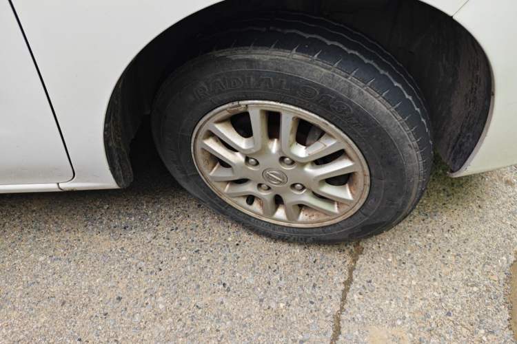 Used Nissan NV200 2014 1.6L CVT Zunya Model China IV Standard Right Front Wheel Hub