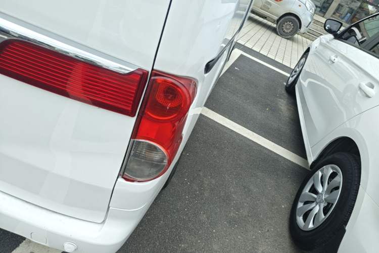 Used Nissan NV200 2014 1.6L Manual Zunya Model China IV Standard Right Rear Taillight