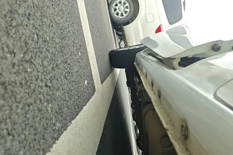 Used Nissan NV200 2014 1.6L Manual Zunya Model China IV Standard Right Side Sill