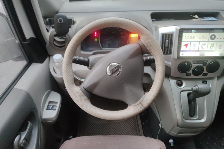 Used Nissan NV200 2014 1.6L CVT Luxury Model China IV Standard Steering Wheel