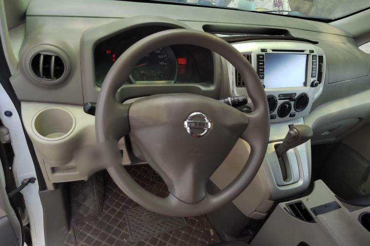 Used Nissan NV200 2014 1.6L CVT Luxury Model China IV Standard Steering Wheel