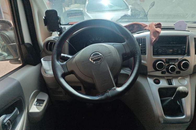 Used Nissan NV200 2014 1.6L Manual Luxury Model China V Standard Steering Wheel