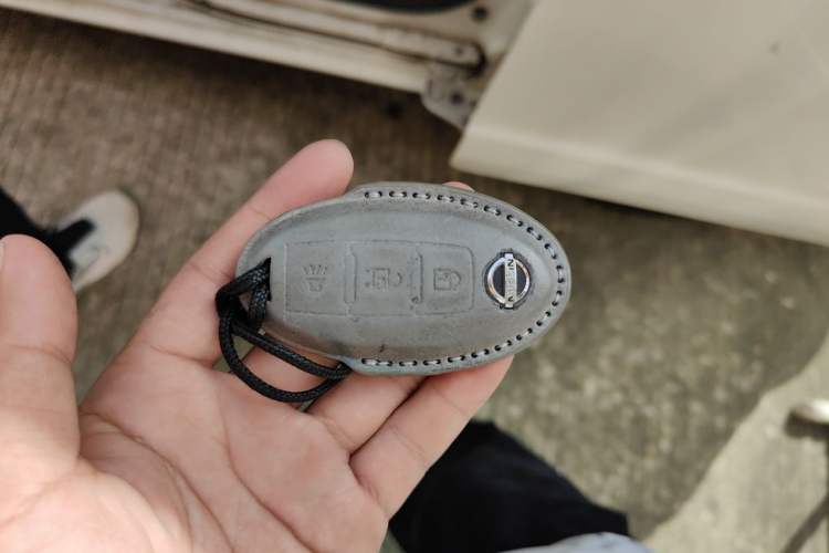 Used Nissan NV200 2014 1.6L Manual Zunya Model China IV Standard Vehicle Key