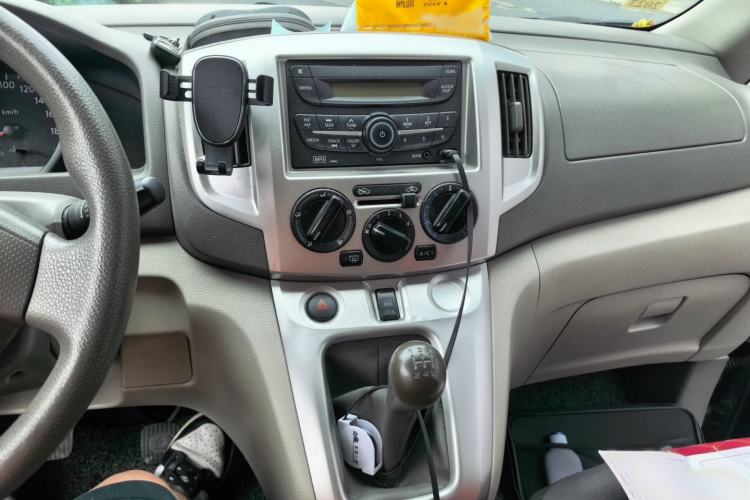 Used Nissan NV200 2016 Revised Version 1.6L Manual Luxury Edition Audio And AC Panel