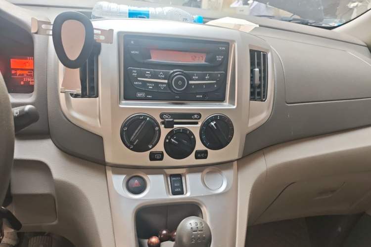 Used Nissan NV200 2016 1.6L Manual Luxury Model Audio And AC Panel