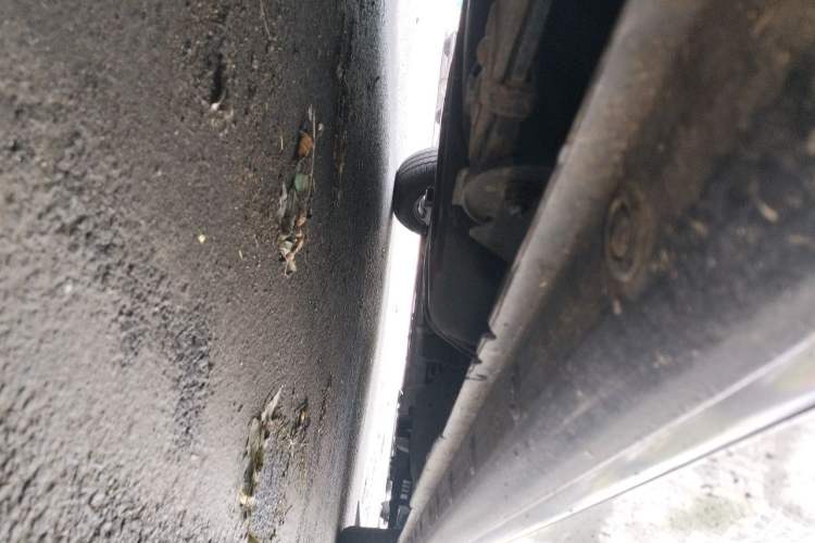 Used Nissan NV200 2016 1.6L CVT Luxury Model Chassis Rear Right