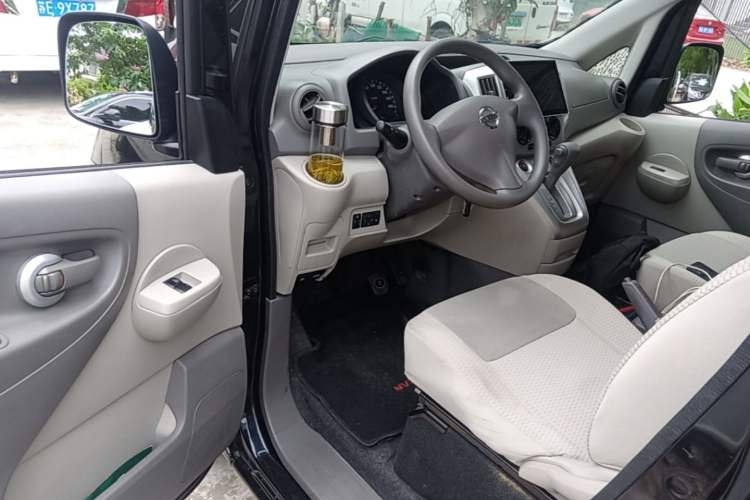 Used Nissan NV200 2016 1.6L CVT Luxury Model Driver Seat