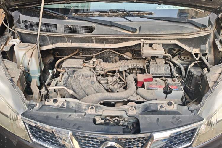 Used Nissan NV200 2016 1.6L Manual Luxury Model Engine Bay