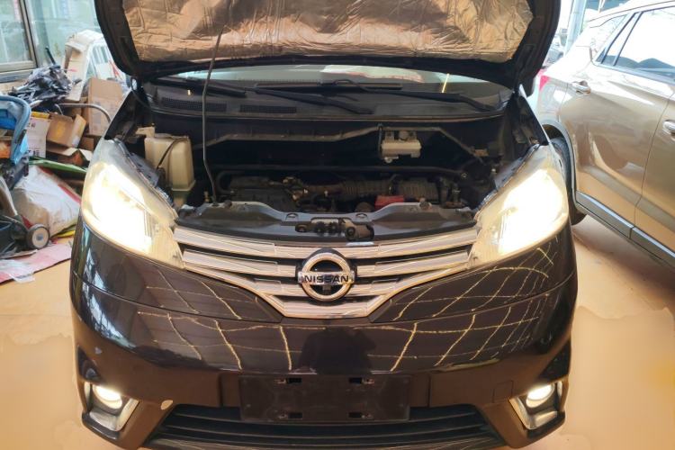 Used Nissan NV200 2016 Revised Version 1.6L CVT Deluxe Edition Engine Bay