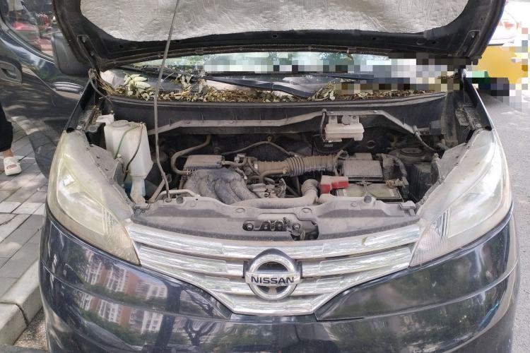 Used Nissan NV200 2016 1.6L CVT Luxury Model Engine Bay