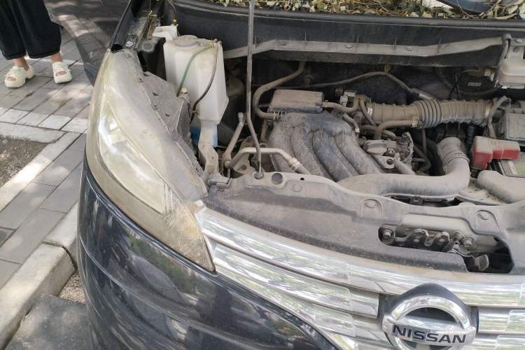 Used Nissan NV200 2016 1.6L CVT Luxury Model Engine Bay Right