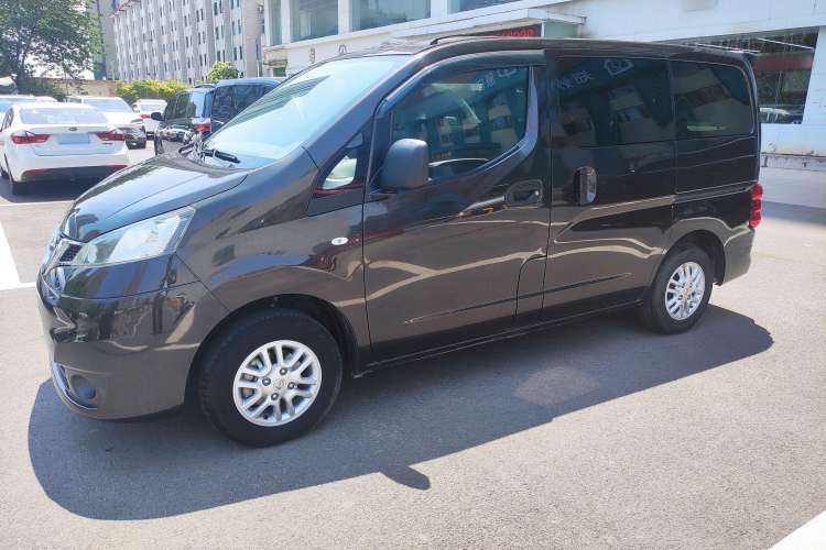 Used Nissan NV200 2016 Revised Version 1.6L Manual Luxury Edition Exterior 3