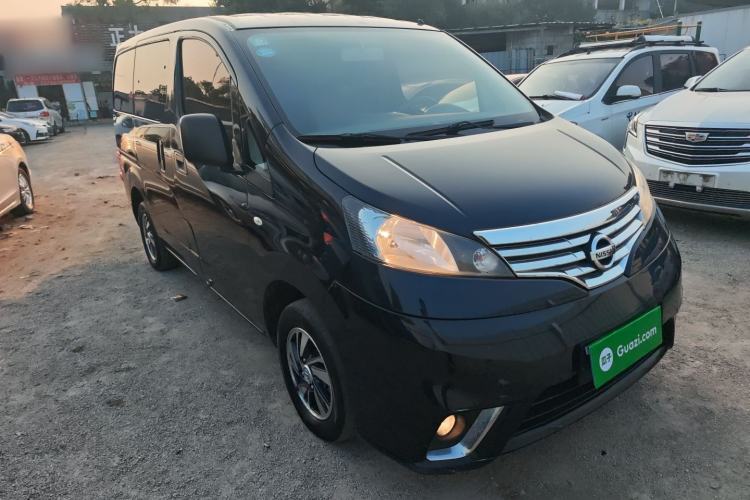Used Nissan NV200 2016 Revised Version 1.6L CVT Deluxe Edition Front Right 45 Deg