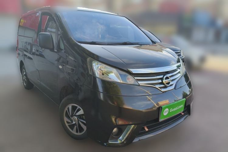 Used Nissan NV200 2016 Revised Version 1.6L CVT Deluxe Edition Front Right 45 Deg