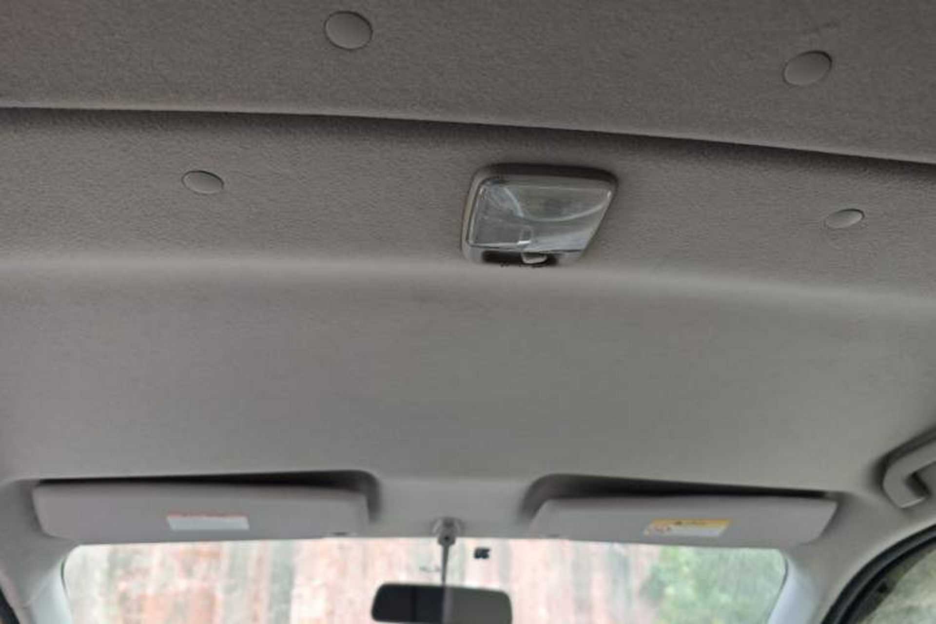 Used Nissan NV200 2016 Revised Version 1.6L CVT Deluxe Edition Headliner