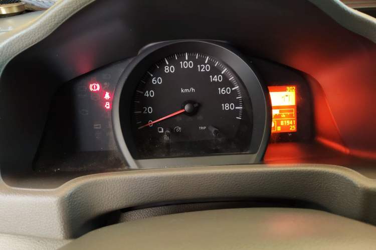 Used Nissan NV200 2016 Revised Version 1.6L CVT Deluxe Edition Instrument Cluster