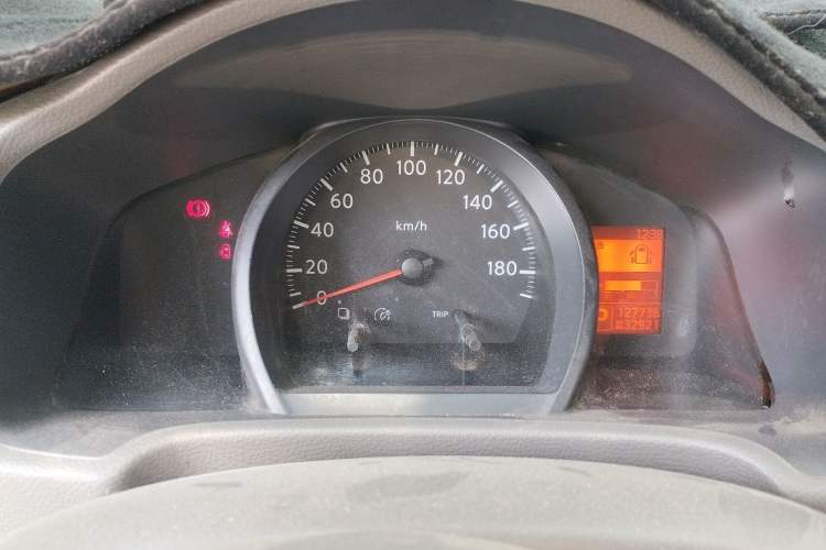 Used Nissan NV200 2016 1.6L CVT Luxury Model Instrument Cluster