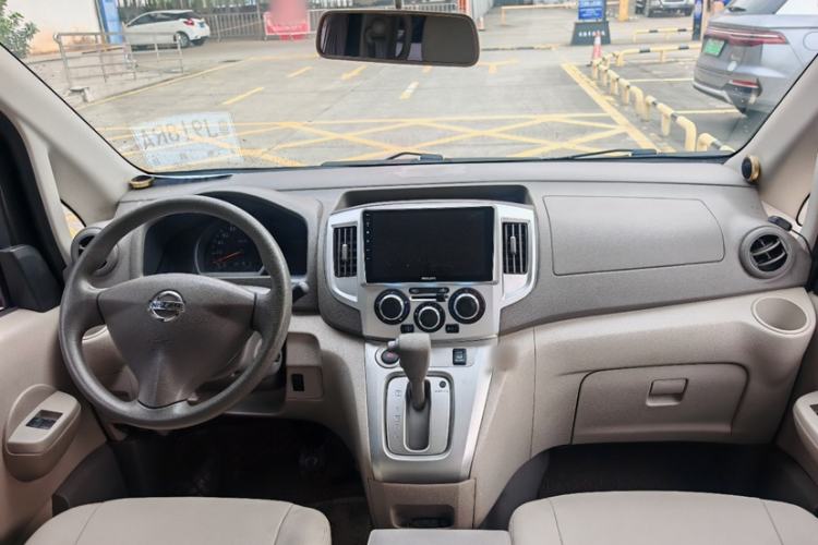 Used Nissan NV200 2016 Revised Version 1.6L CVT Deluxe Edition Interior 1