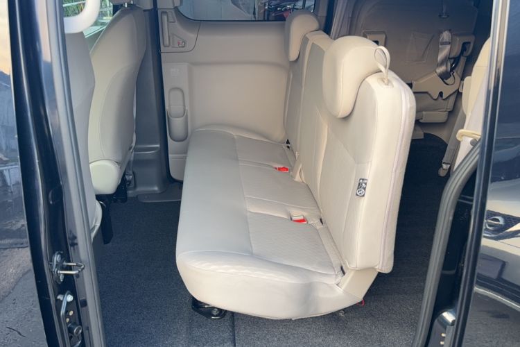 Used Nissan NV200 2016 Revised Version 1.6L Manual - Zunya Trim Interior 1