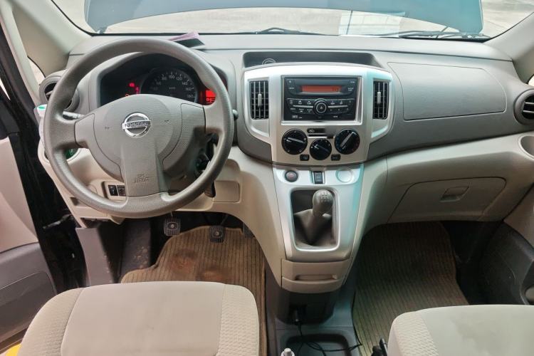 Used Nissan NV200 2016 Revised Version 1.6L Manual Luxury Edition Interior 2