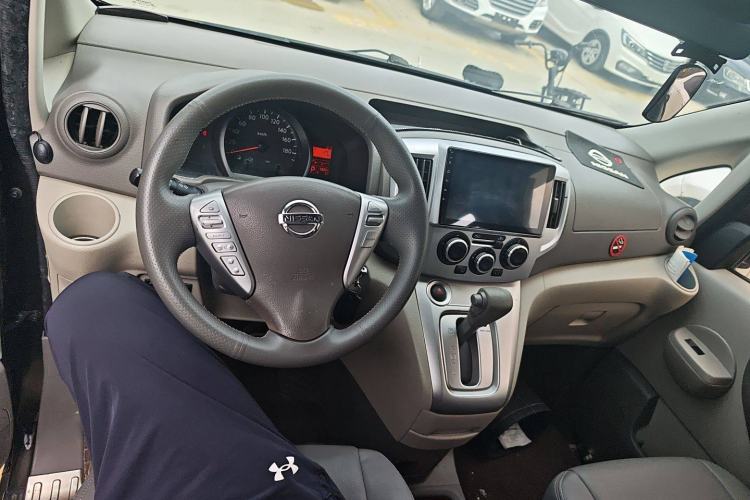 Used Nissan NV200 2016 1.6L CVT Deluxe Model Interior 3