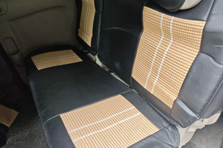Used Nissan NV200 2016 Revised Version 1.6L Manual Luxury Edition Interior 4
