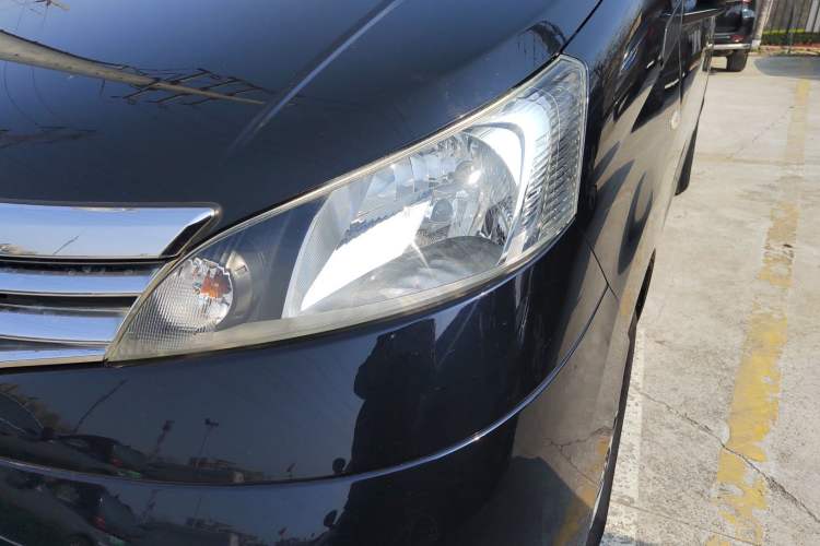 Used Nissan NV200 2016 Revised Version 1.6L CVT Luxury Edition Left Front Headlight