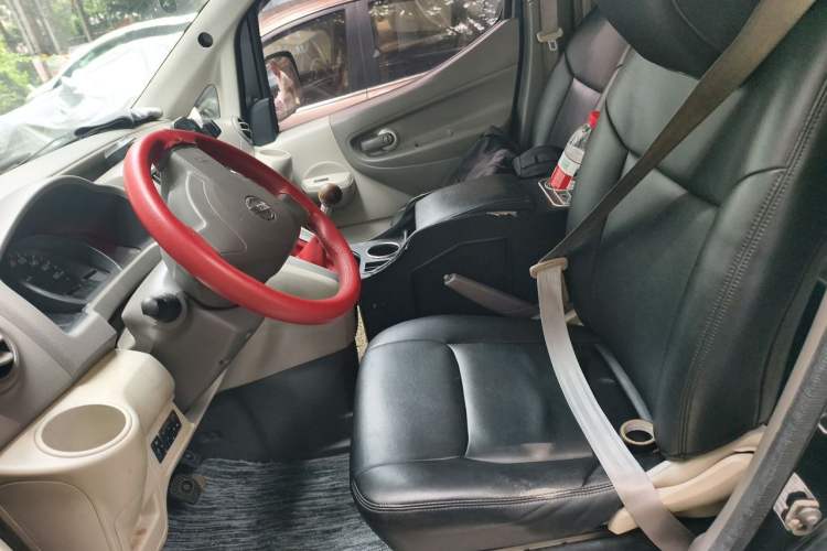 Used Nissan NV200 2016 1.6L Manual Zunya Model Left Front Seat