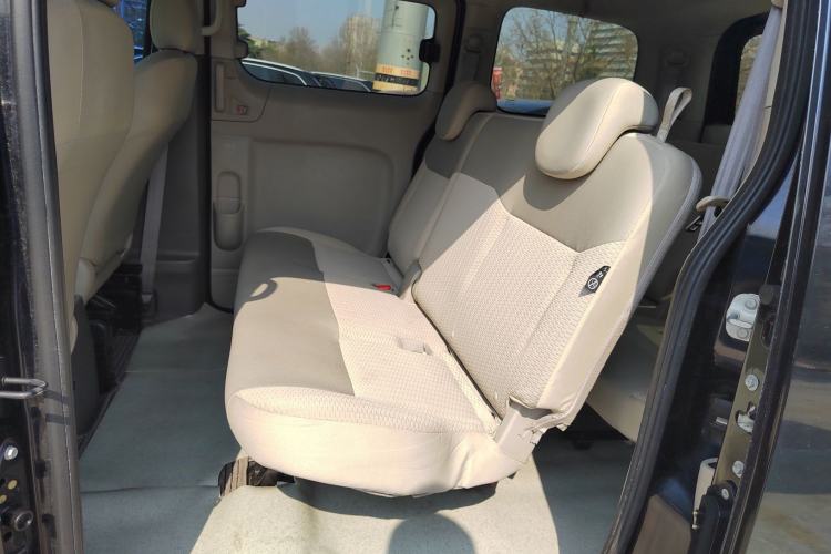Used Nissan NV200 2016 Revised Version 1.6L CVT Luxury Edition Left Rear Seat