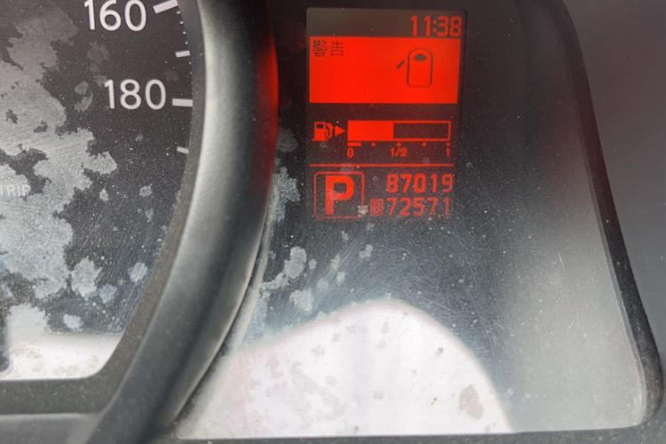 Used Nissan NV200 2016 1.6L CVT Deluxe Model Odometer Close Up