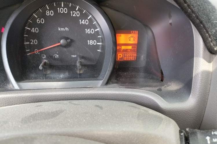 Used Nissan NV200 2016 1.6L CVT Luxury Model Odometer Close Up