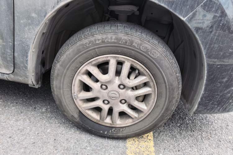 Used Nissan NV200 2016 Revised Version 1.6L Manual Luxury Edition Right Front Wheel Hub