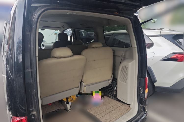 Used Nissan NV200 2016 Revised Version 1.6L CVT Deluxe Edition Trunk
