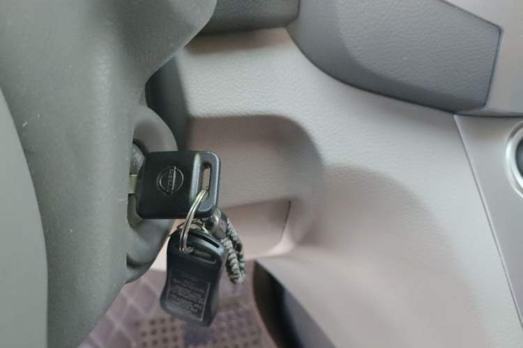 Used Nissan NV200 2016 Revised Version 1.6L CVT Deluxe Edition Vehicle Key