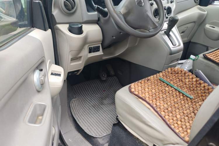 Used Nissan NV200 2016 1.6L CVT Luxury Model Driver Seat
