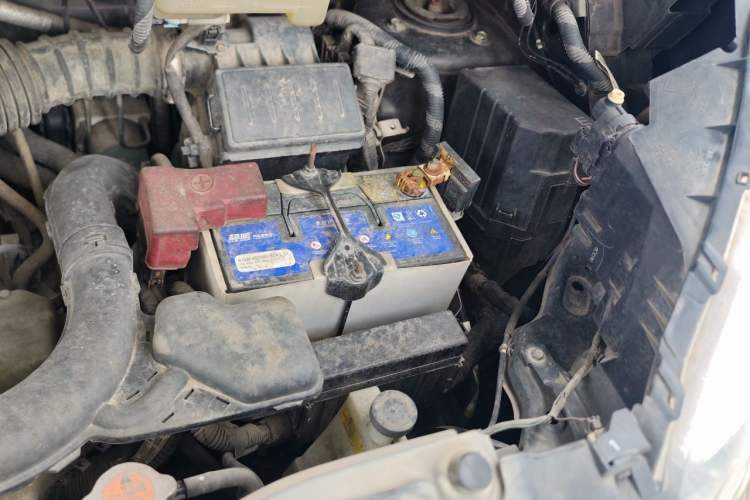 Used Nissan NV200 2016 1.6L CVT Luxury Model Engine Bay Left
