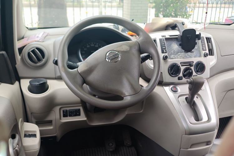 Used Nissan NV200 2016 1.6L CVT Luxury Model Steering Wheel