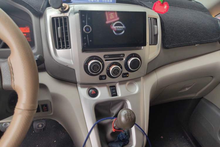 Used Nissan NV200 2016 Revised Version 1.6L Manual Luxury Edition Audio And AC Panel
