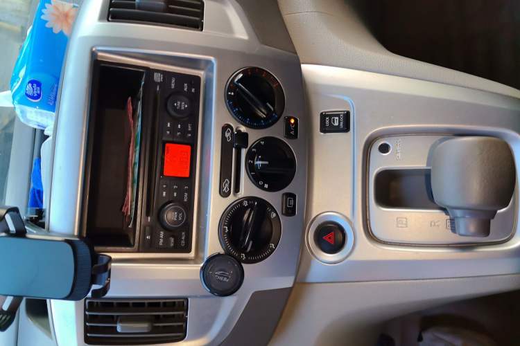 Used Nissan NV200 2016 1.6L CVT Luxury Model Audio And AC Panel