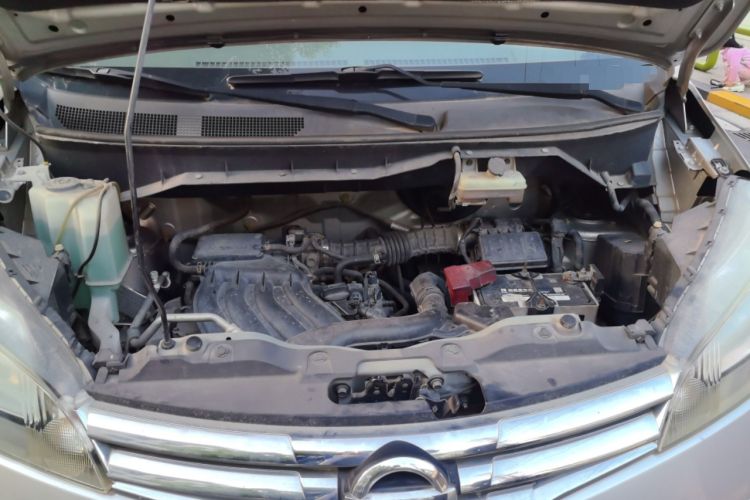Used Nissan NV200 2016 1.6L CVT Luxury Model Engine Bay
