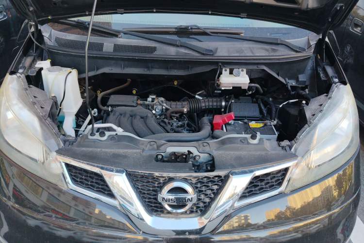 Used Nissan NV200 2016 Revised Version 1.6L Manual Luxury Edition Engine Bay