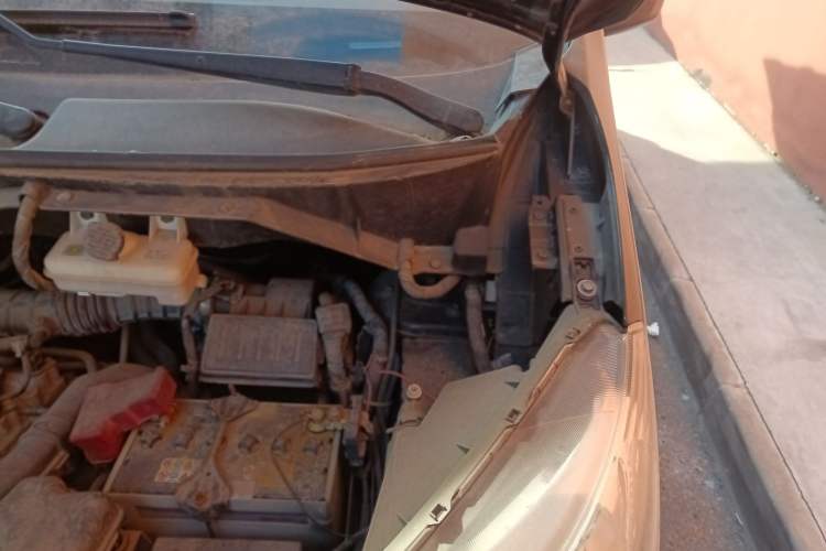 Used Nissan NV200 2016 1.6L CVT Luxury Model Engine Bay Left