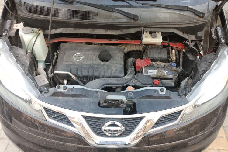 Used Nissan NV200 2016 1.6L Manual Luxury Model Engine Bay