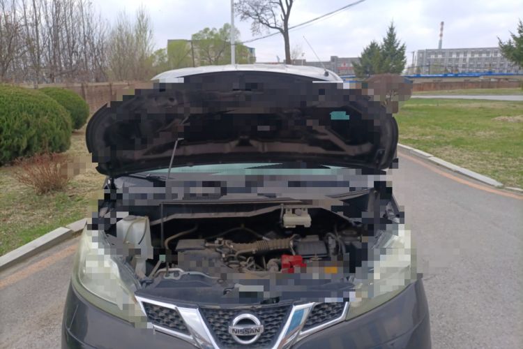 Used Nissan NV200 2016 Revised Version 1.6L CVT Luxury Edition Engine Bay